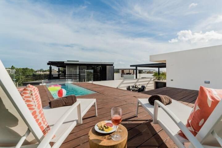 Park Penthouse Apartment